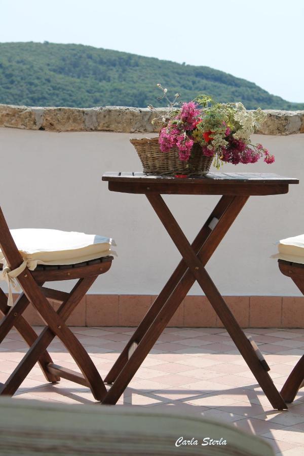 B&B Rubando Le Nuvole Orco Feglino Extérieur photo